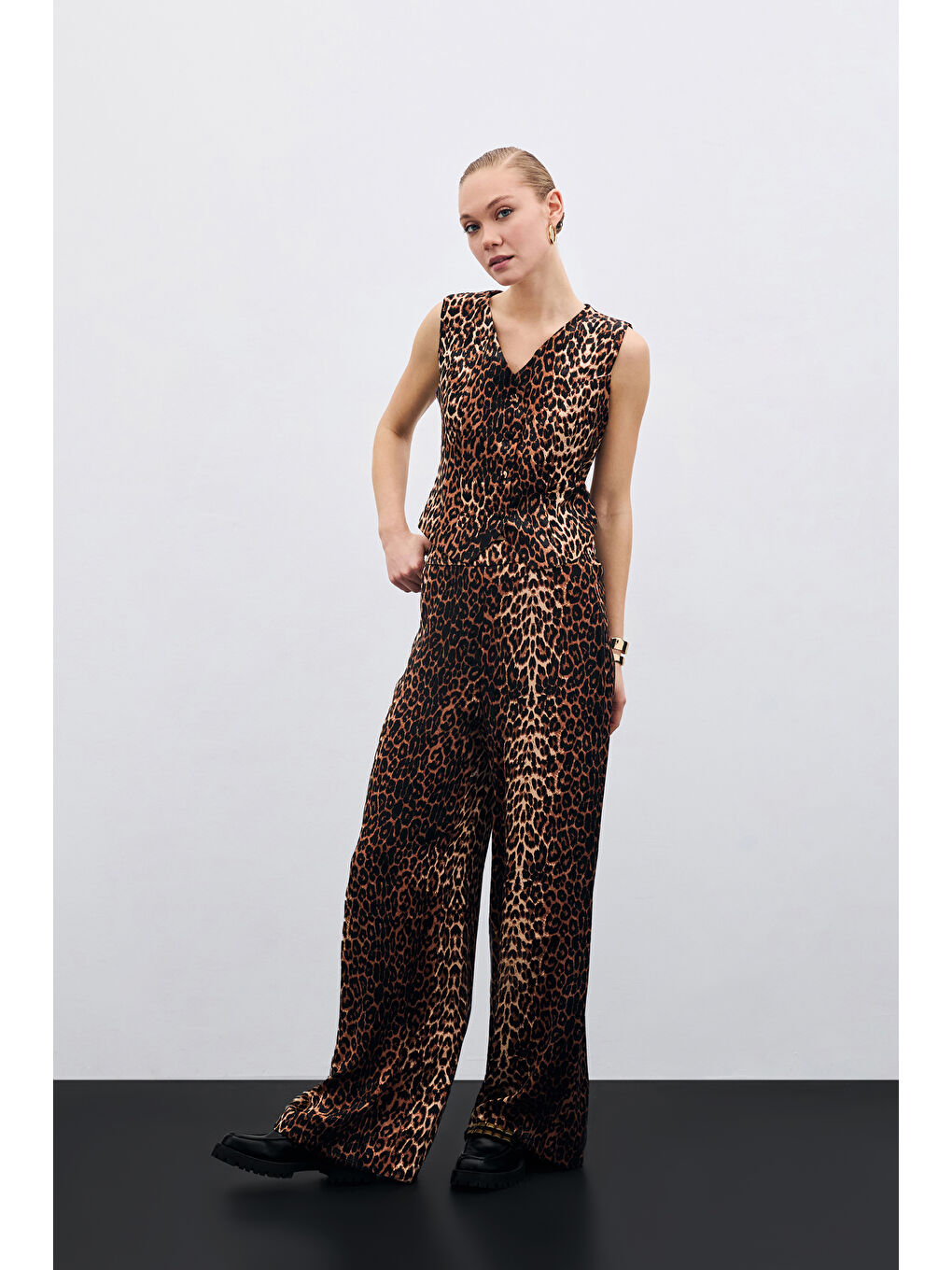 Bol Paça Leopar Pantolon - Siyah-4