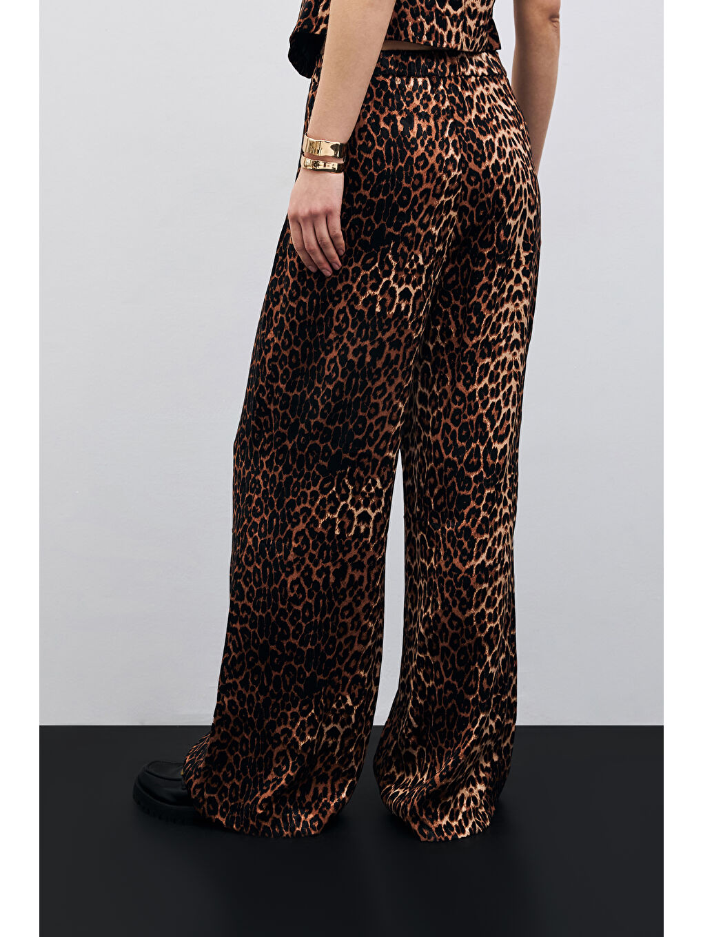 Bol Paça Leopar Pantolon - Siyah-7