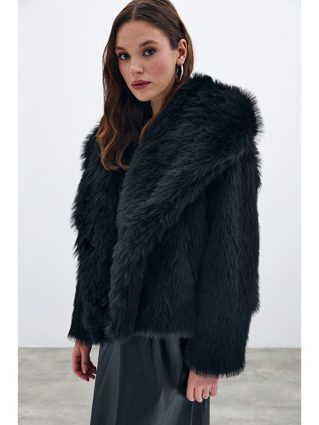 Yakalı Kürk - Siyah-3