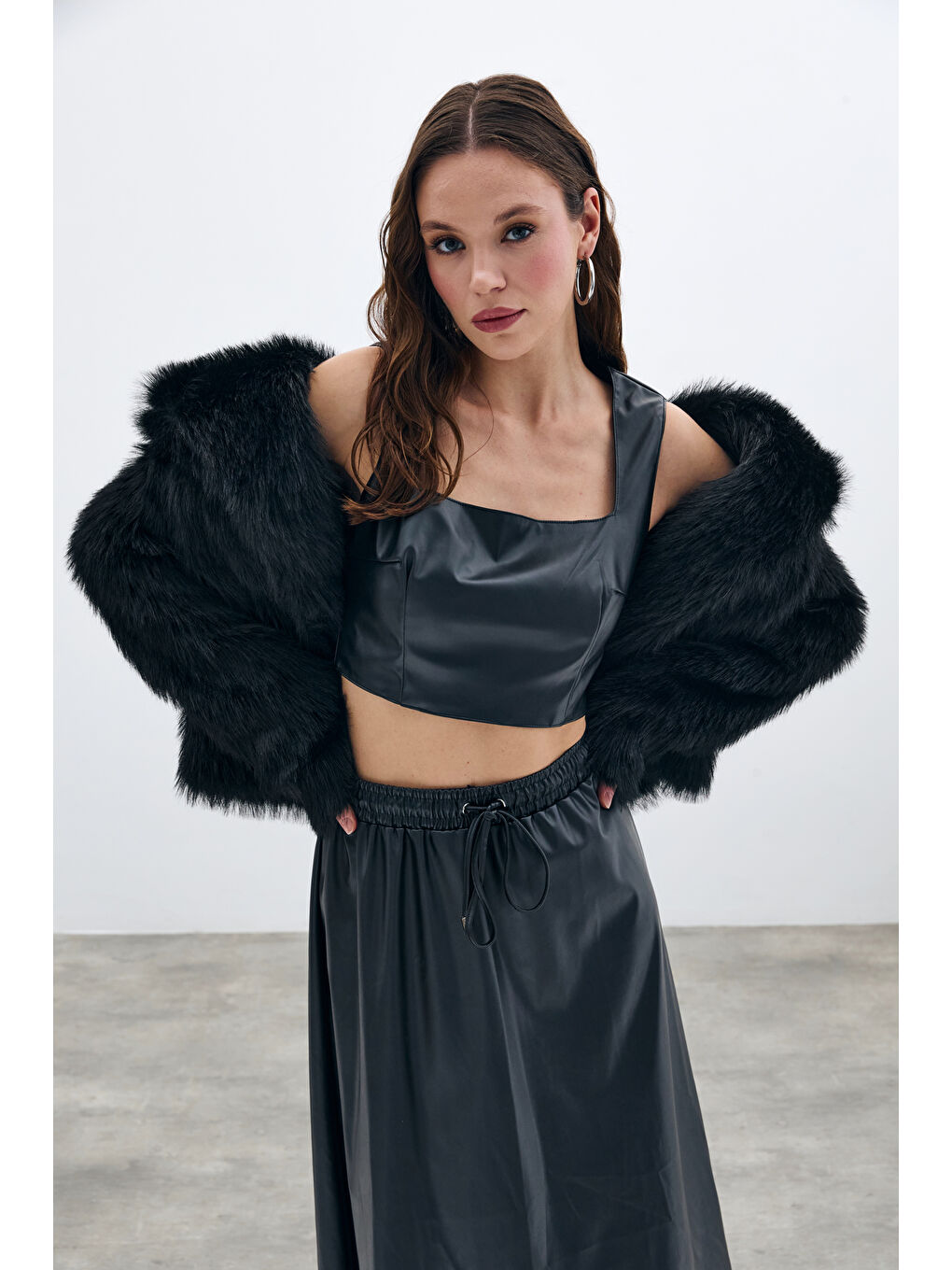 Yakalı Kürk - Siyah-6