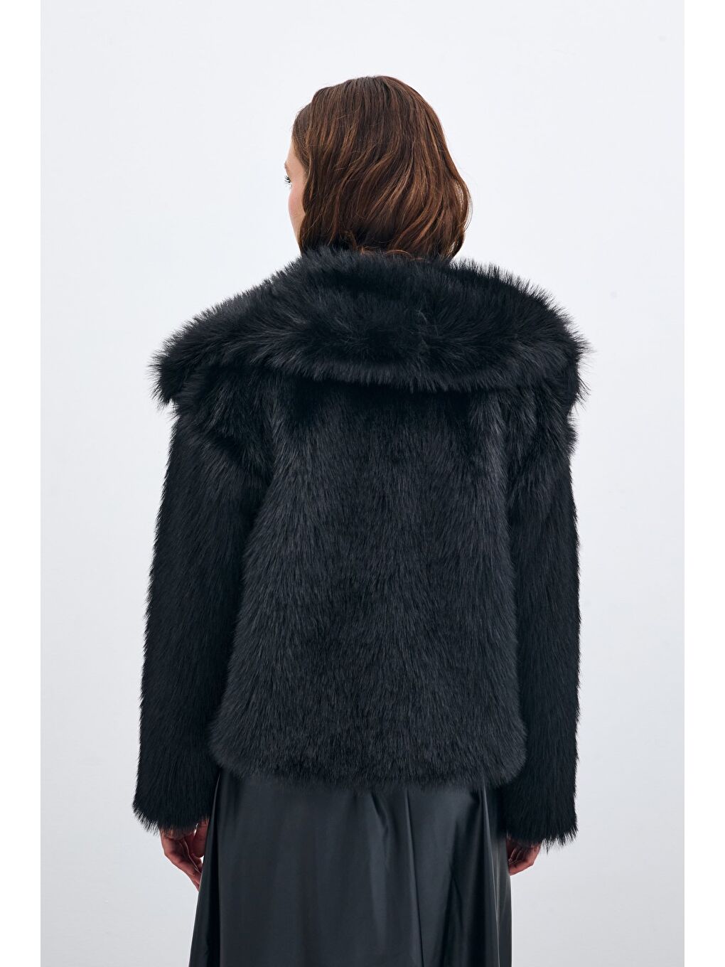 Yakalı Kürk - Siyah-7