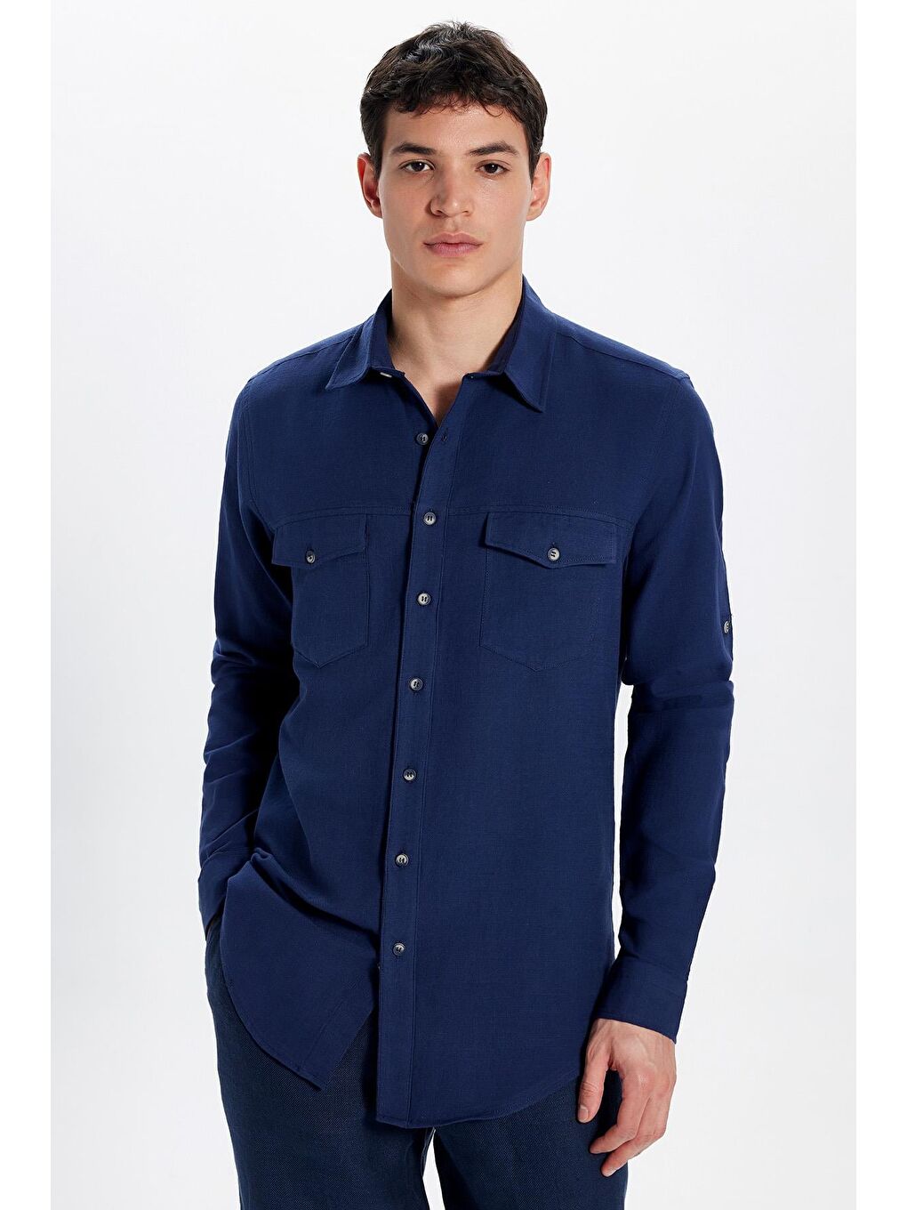 Erkek Slim Fit Dar Kesim %100 Pamuk Keten Doku Çift Cep Spor Yaka Lacivert Gömlek-1