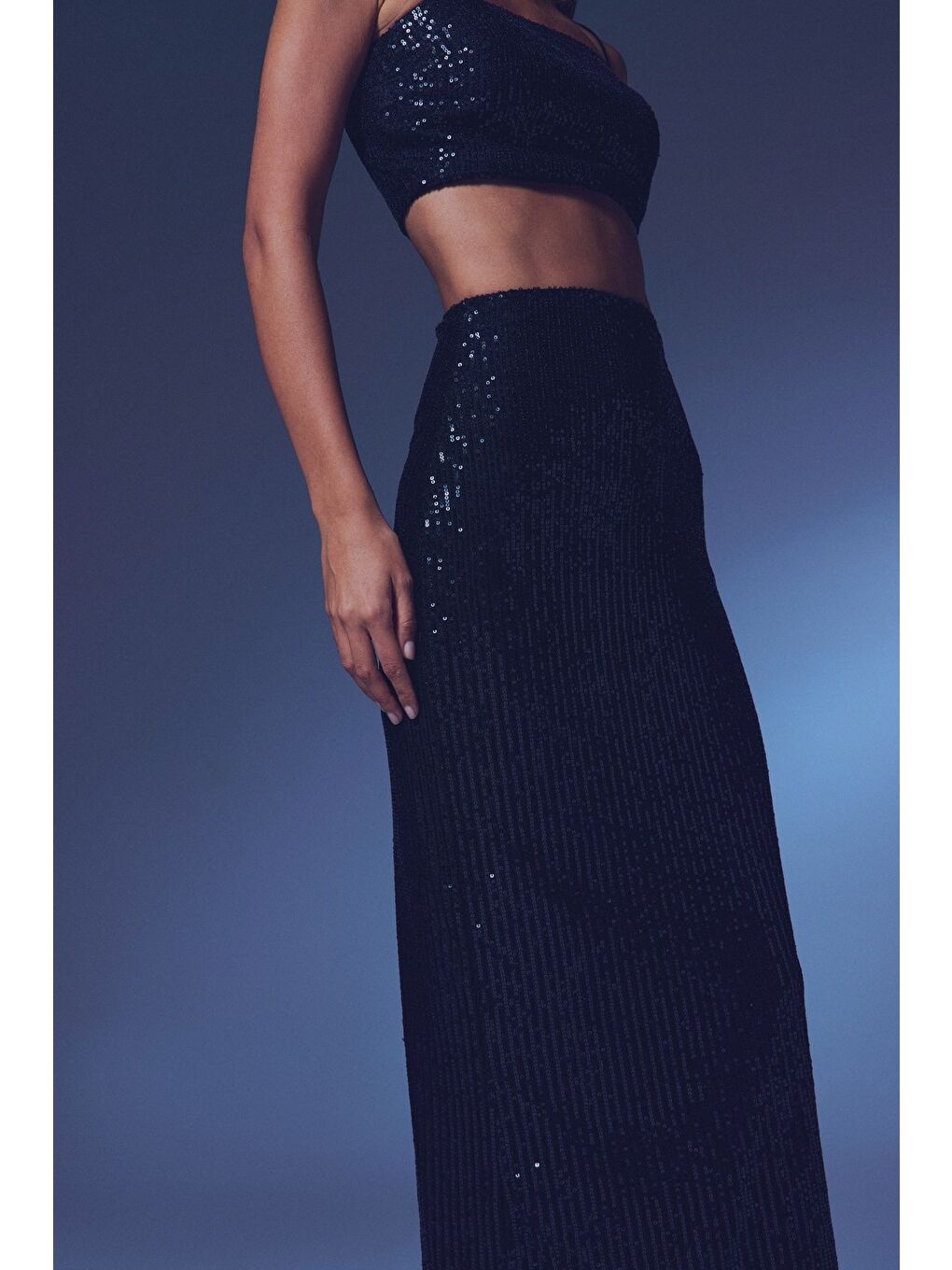 Fermuarlı Karolin Midi Etek - Siyah-5