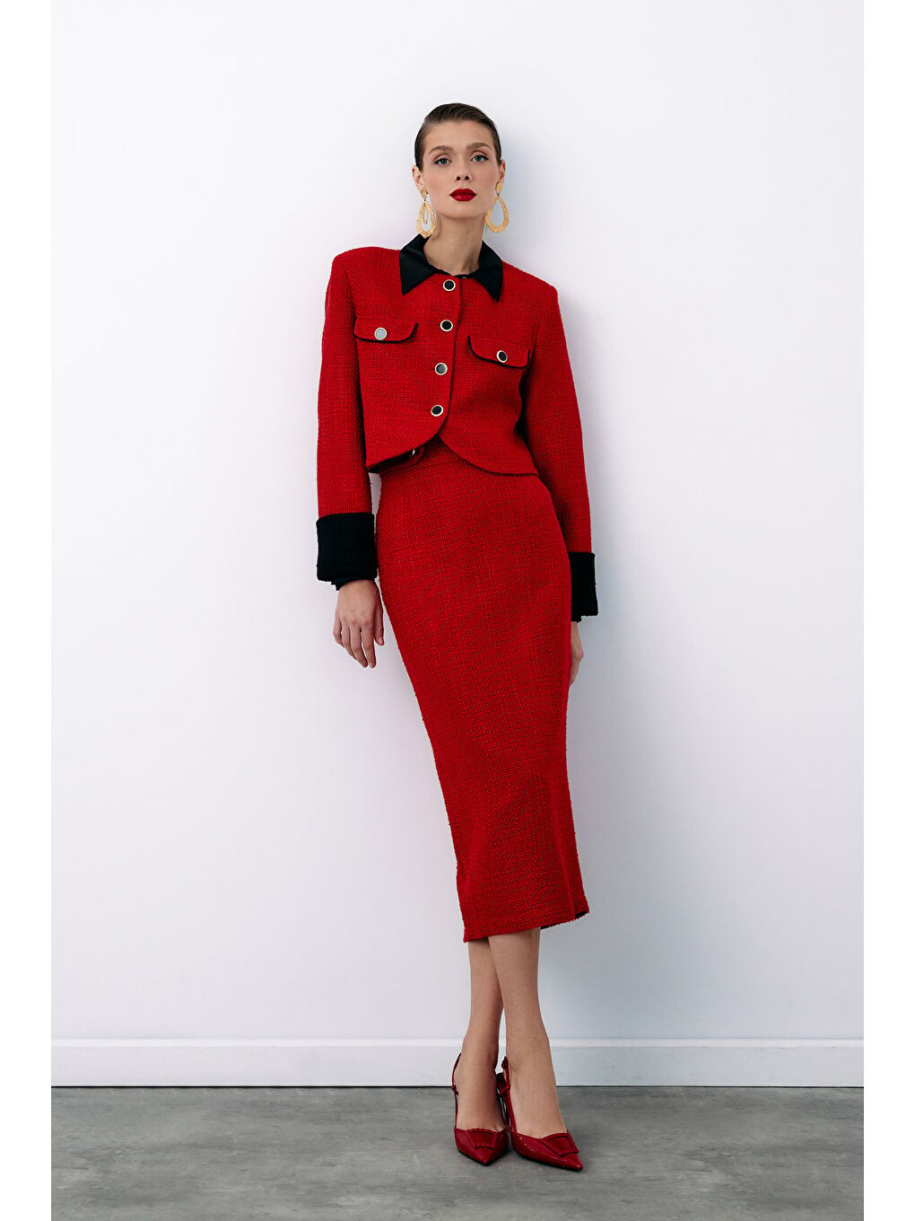 Süs Düğmeli Tüvit Kalem Etek - Kırmızı-3