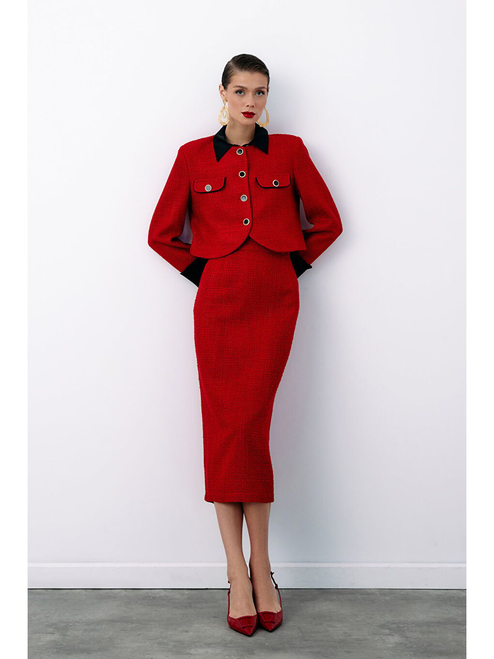 Süs Düğmeli Tüvit Kalem Etek - Kırmızı-4