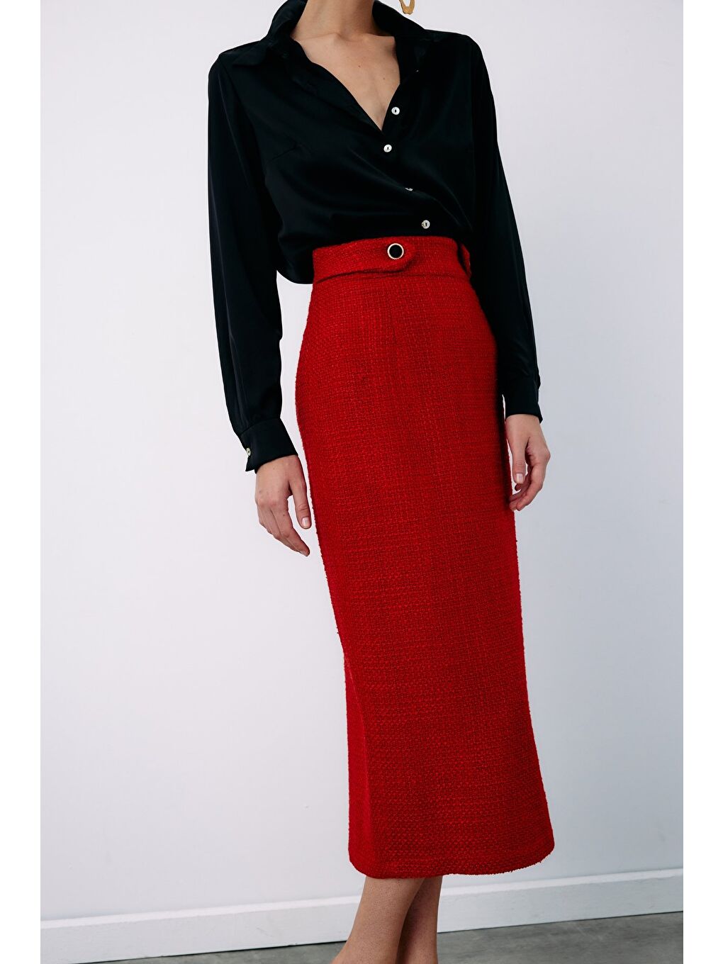 Süs Düğmeli Tüvit Kalem Etek - Kırmızı-6