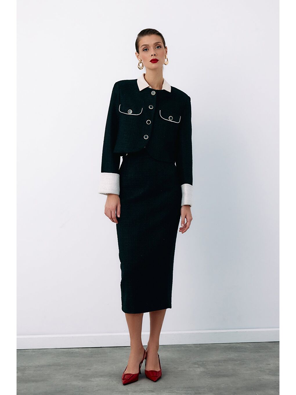 Süs Düğmeli Tüvit Kalem Etek - Siyah-1