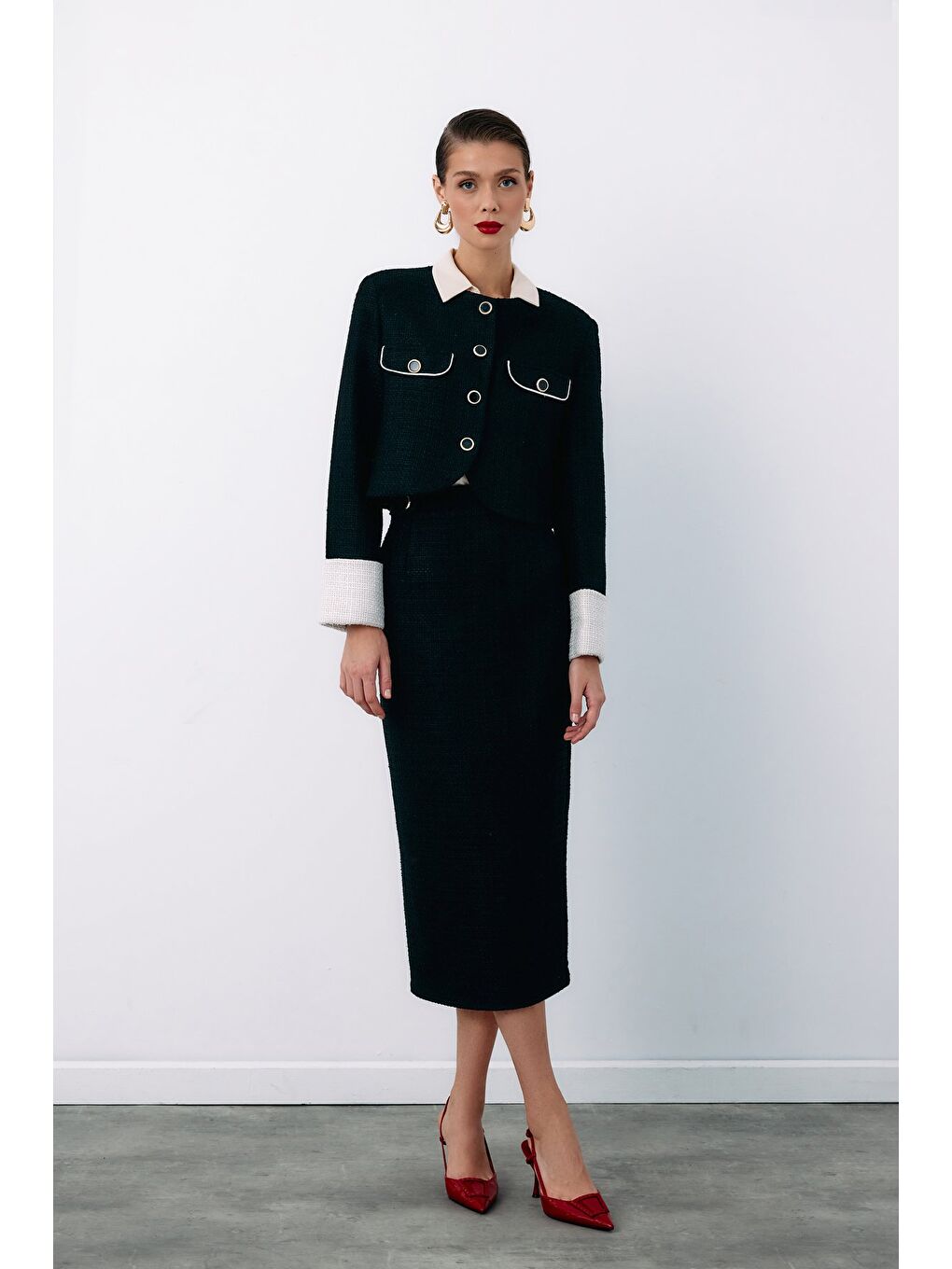 Süs Düğmeli Tüvit Kalem Etek - Siyah-3