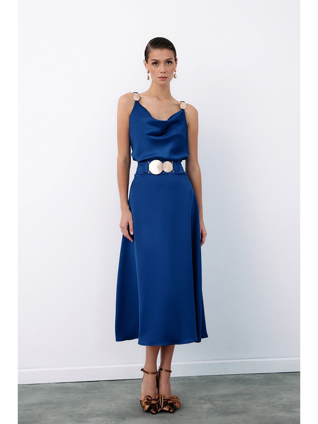 Kemer Aksesuarlı Kloş Etek - Lacivert-2