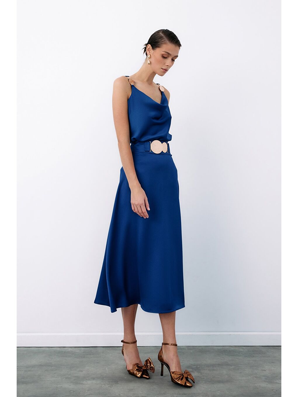 Kemer Aksesuarlı Kloş Etek - Lacivert-3