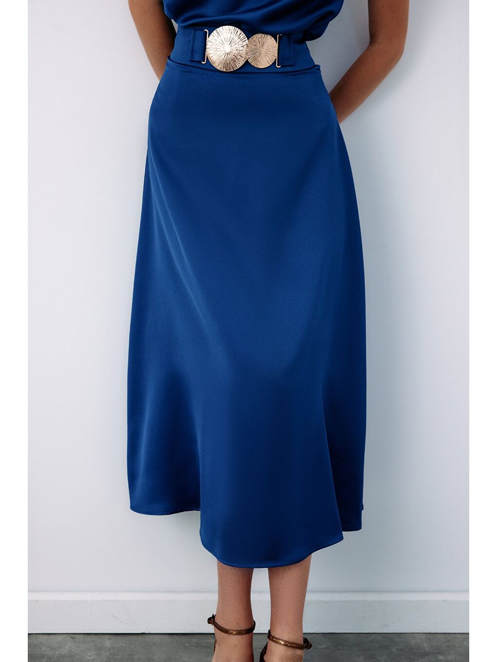 Kemer Aksesuarlı Kloş Etek - Lacivert-5