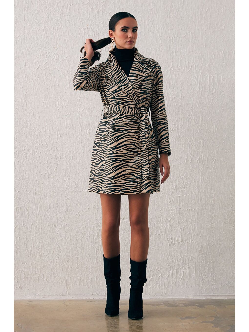 Kuşaklı Deri Trenç - Bej-1