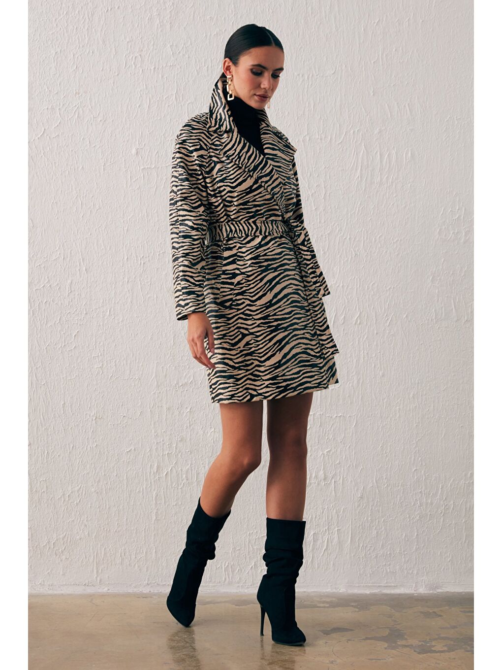 Kuşaklı Deri Trenç - Bej-2