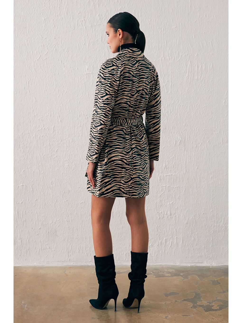 Kuşaklı Deri Trenç - Bej-6