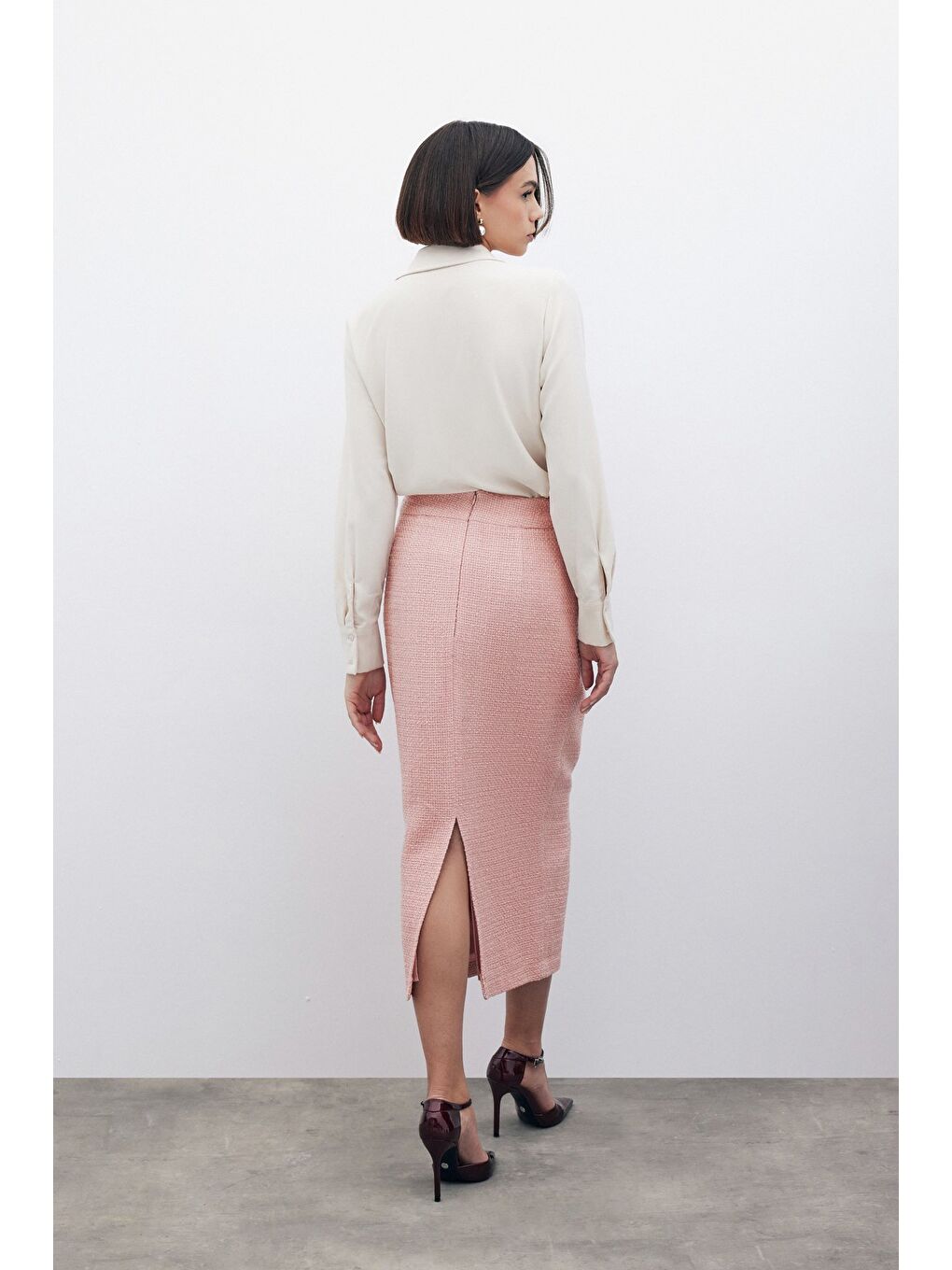 Pembe Süs Düğmeli Tüvit Kalem Etek - Pudra-7
