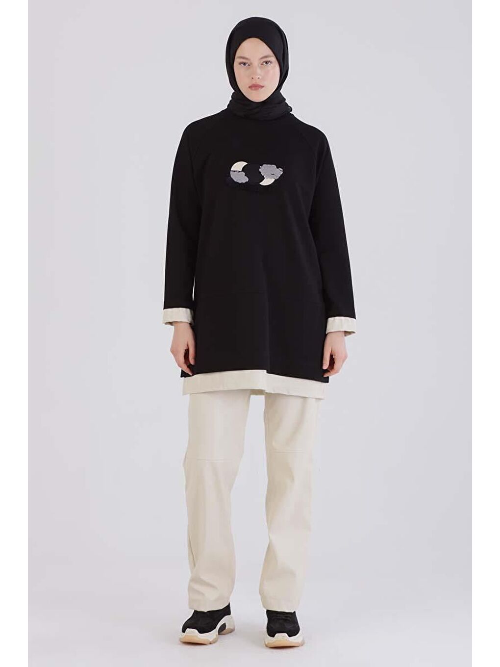 Siyah Deri Garnili Nakışlı Tunik-1