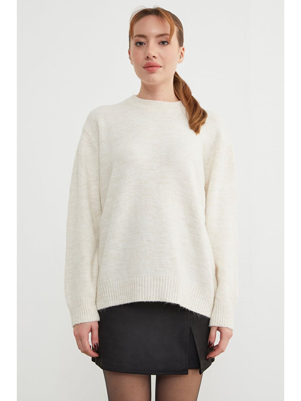 Ekru Basic Bisiklet Yaka Salaş Triko Kazak-2