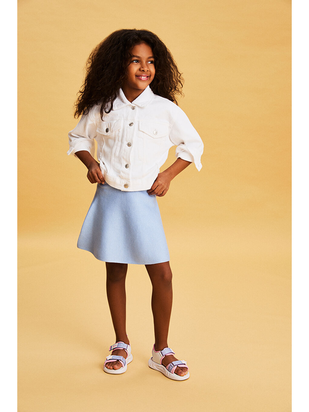 Pembe Label Hafif Kız Okul Öncesi Pudra Sandalet