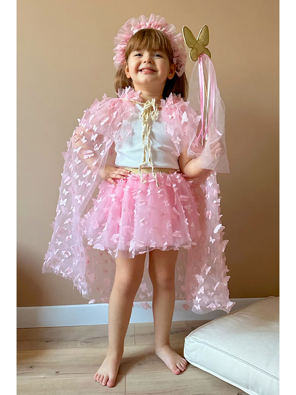 Pembe Kelebek Aplikeli Kız Çocuk Pelerin Asa Taç Set-1