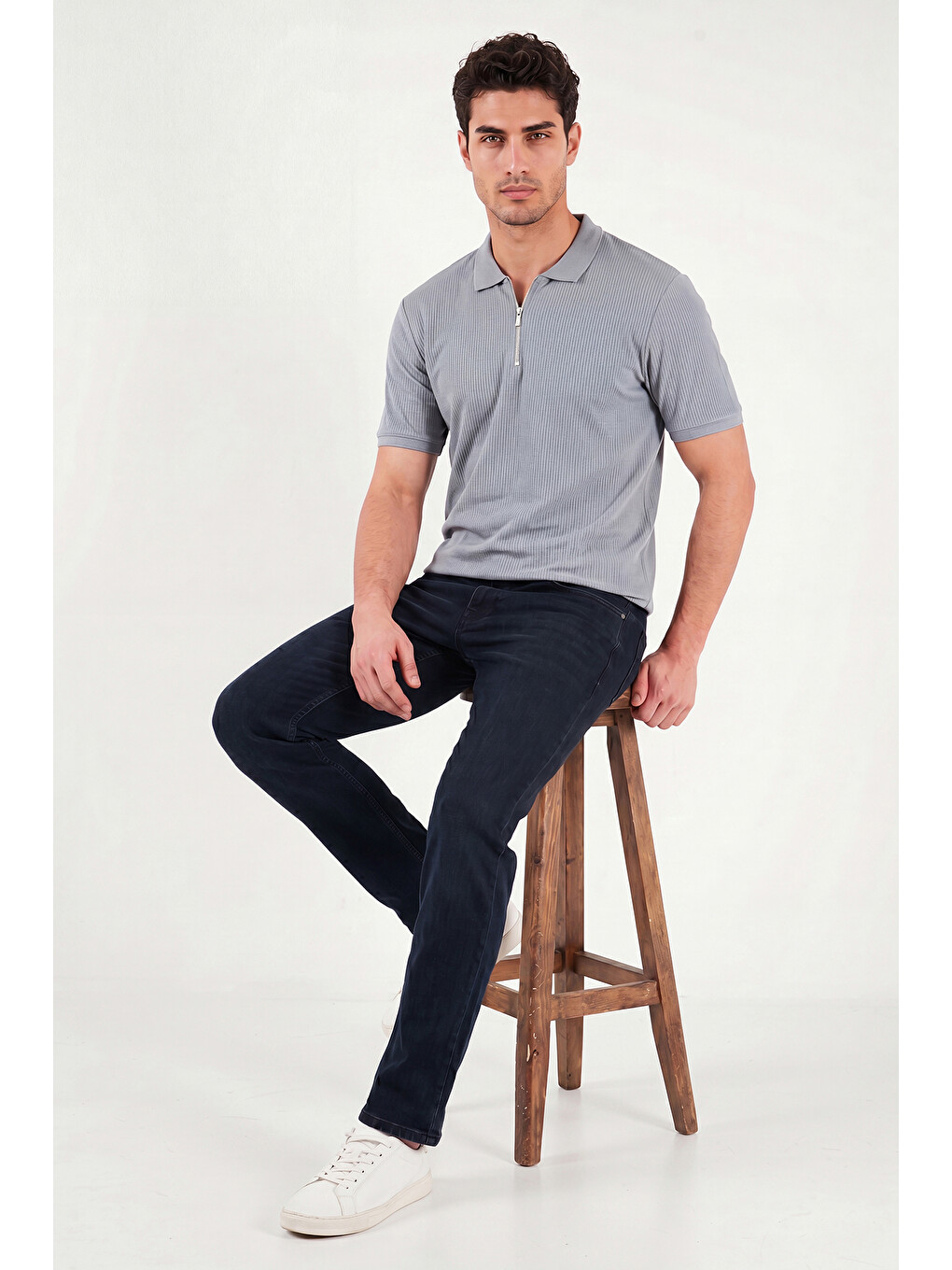 Gri Pamuklu Regular Fit Fermuarlı Polo Yaka %100 Pamuk Tişört 5902738-5
