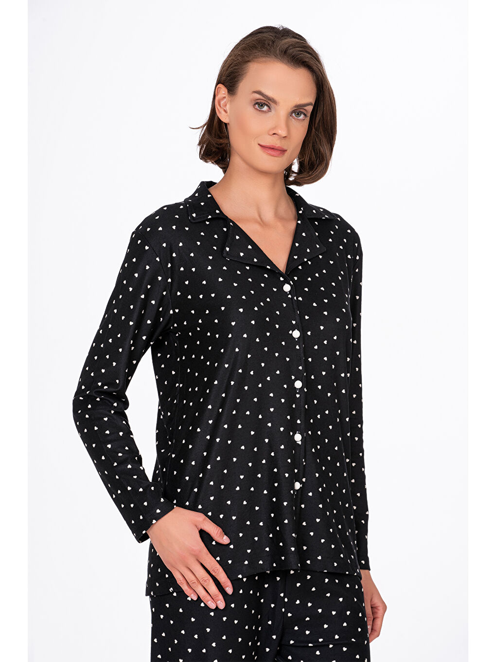 Kadın Süet Önden Düğmeli Pijama Takımı | Kalpli Siyah-1