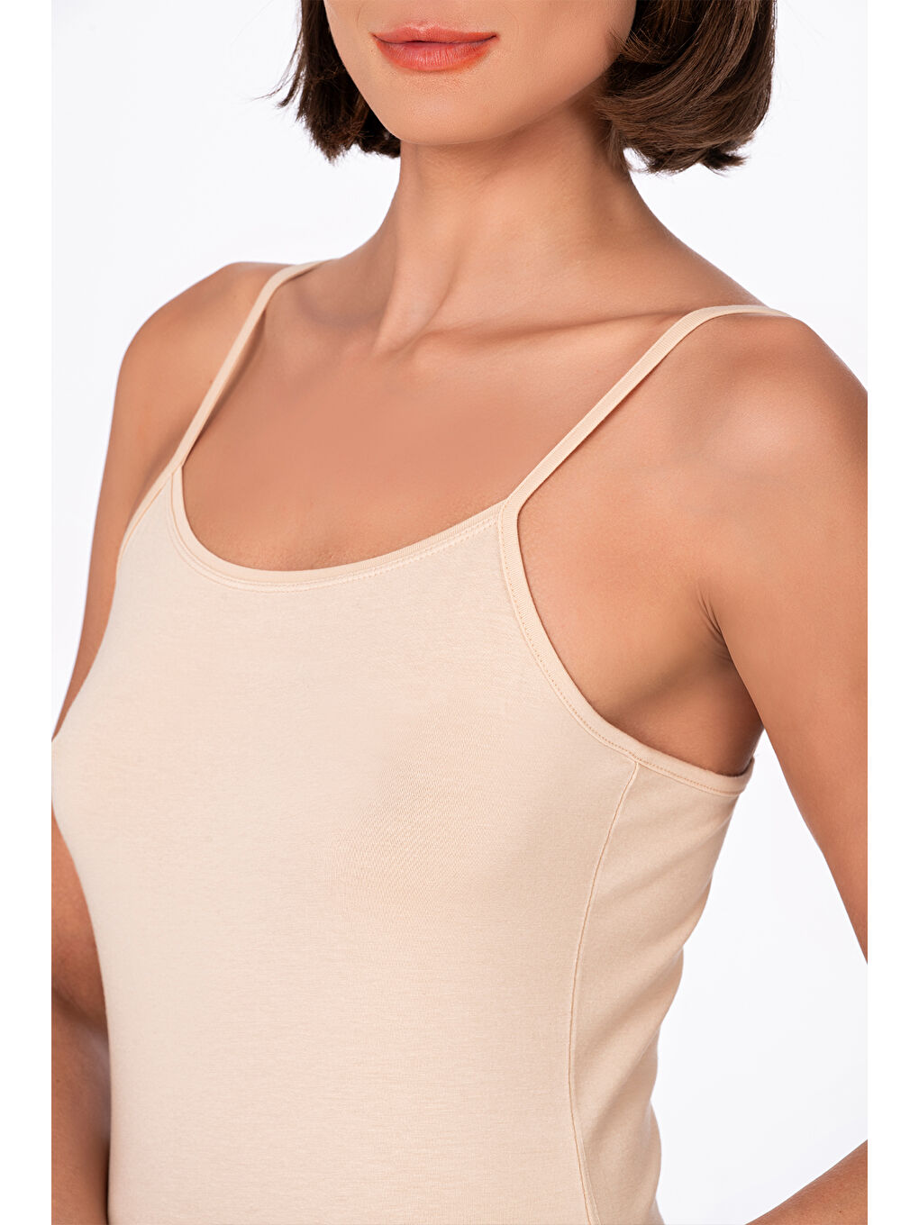 Bej Kadın Pamuklu Modal Esnek Rahat Biyeli İp Askılı Atlet Ten | K24264-1