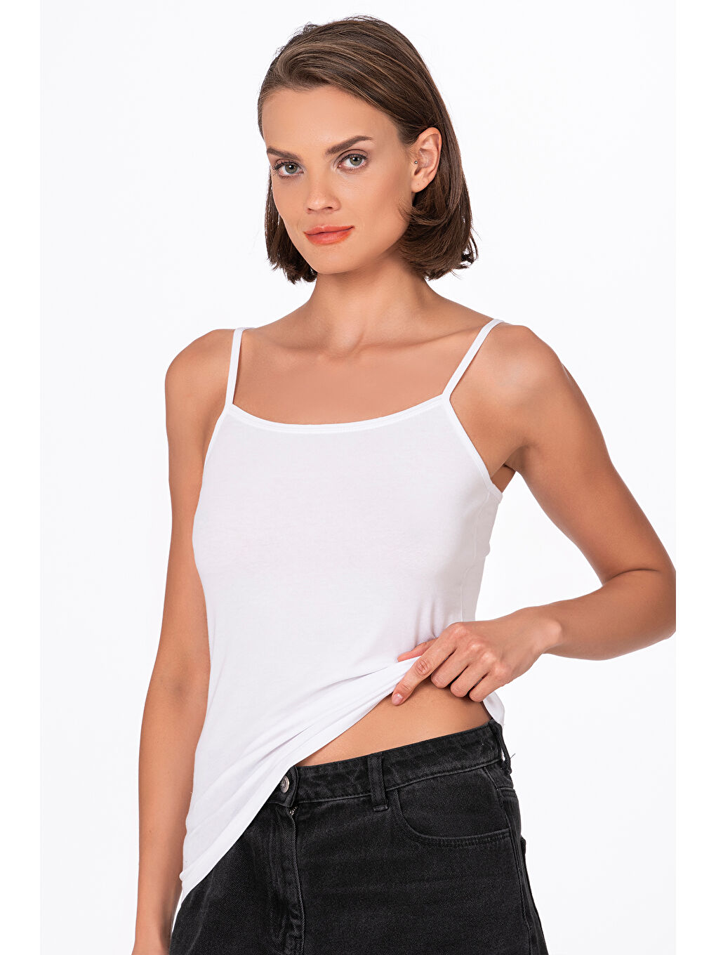 Kadın Pamuklu Modal Esnek Rahat Biyeli İp Askılı Atlet Beyaz | K24264-2