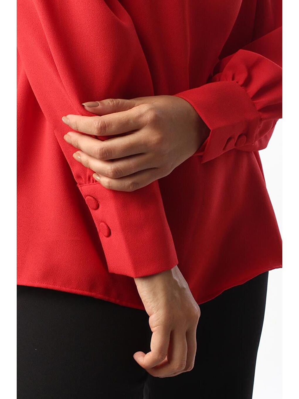 Kırmızı Gipeli Fırfırlı Doğal Kumaş Bluz-4