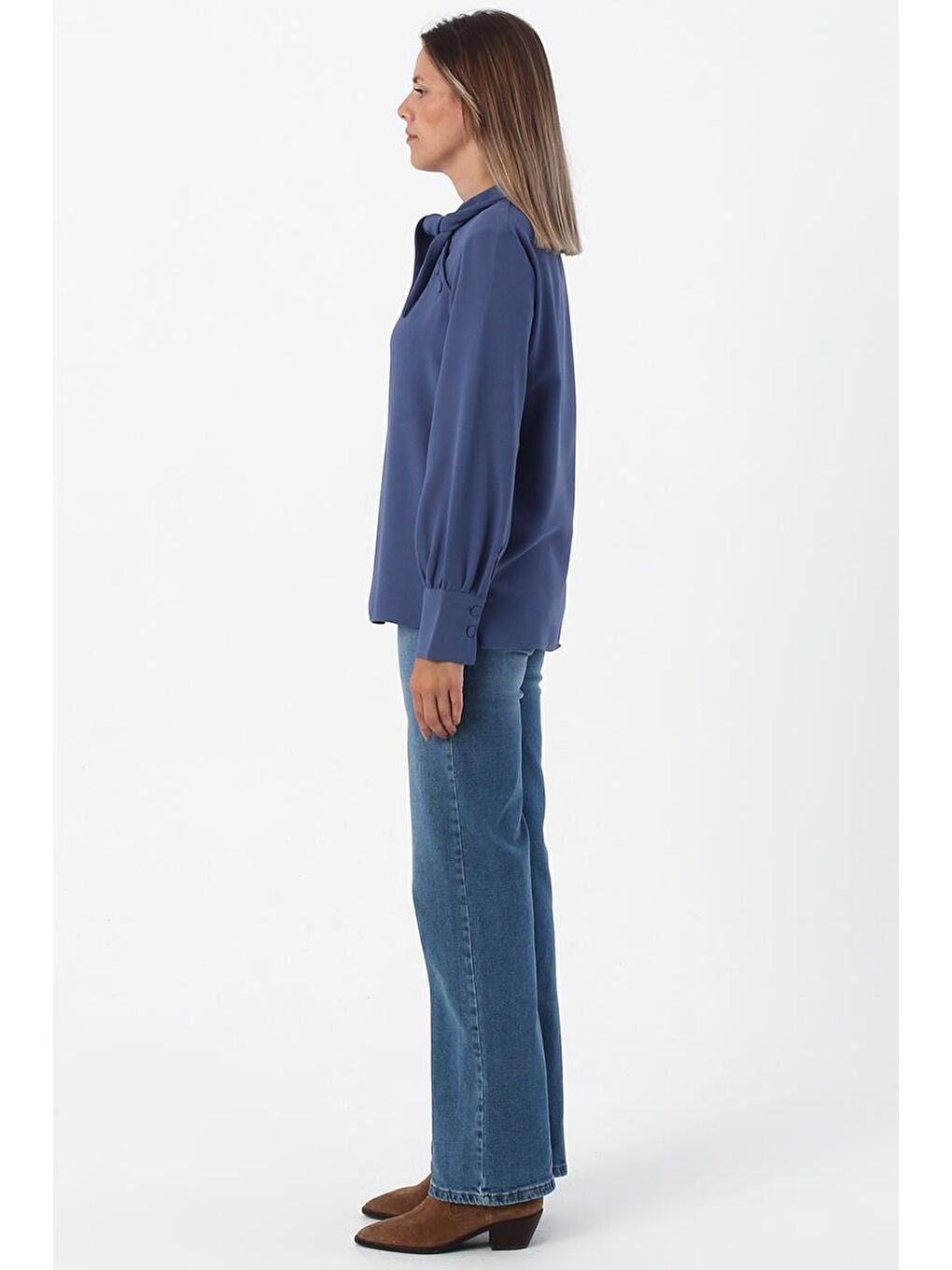 Mavi Gipeli Fırfırlı Doğal Kumaş Bluz-2