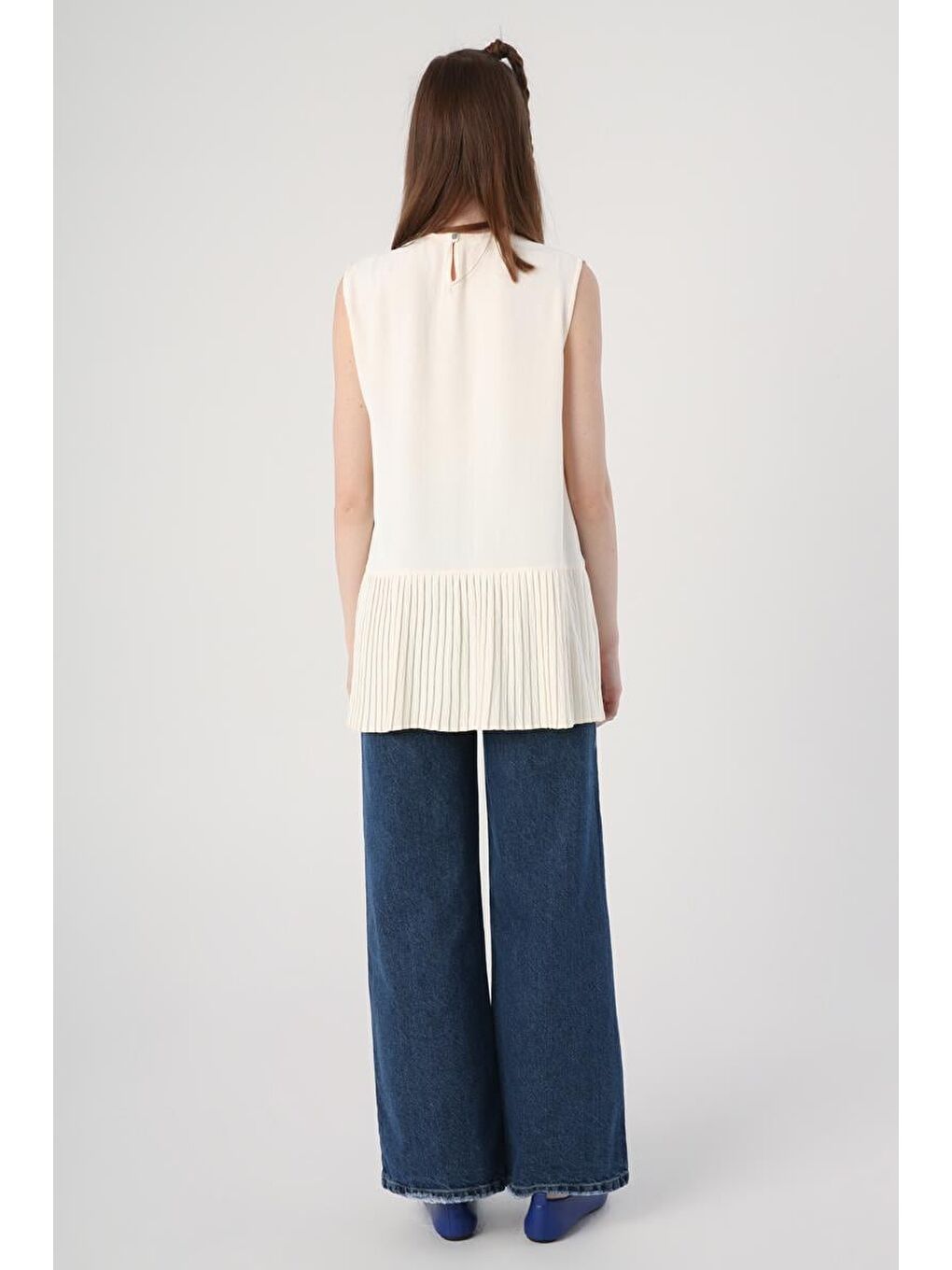 Ekru Kolsuz Bisiklet Yaka Eteği Pileli Bluz-2