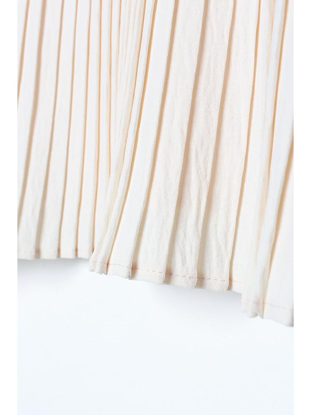 Ekru Kolsuz Bisiklet Yaka Eteği Pileli Bluz-3