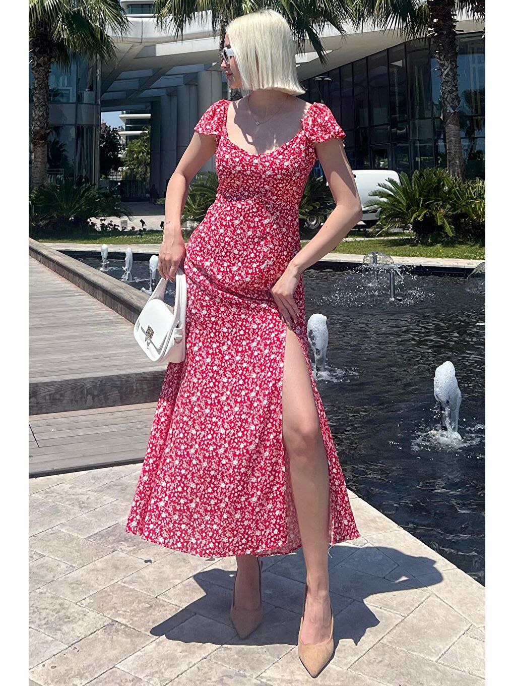 Kırmızı Desenli Yırtmaçlı Uzun Elbise Mg2004-1