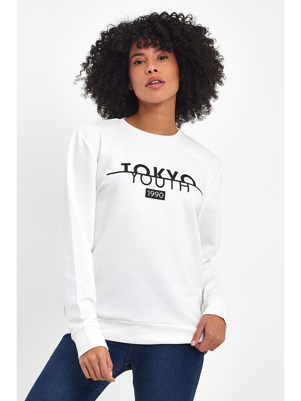 Ekru Kadın Bisiklet Yaka Rahat Kalıp 3 iplik Kalın Tokyo Baskılı Sweatshirt SPR24SWk30-3
