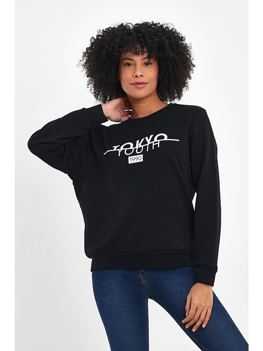 Siyah Kadın Bisiklet Yaka Rahat Kalıp 3 iplik Kalın Tokyo Baskılı Sweatshirt SPR24SWk30