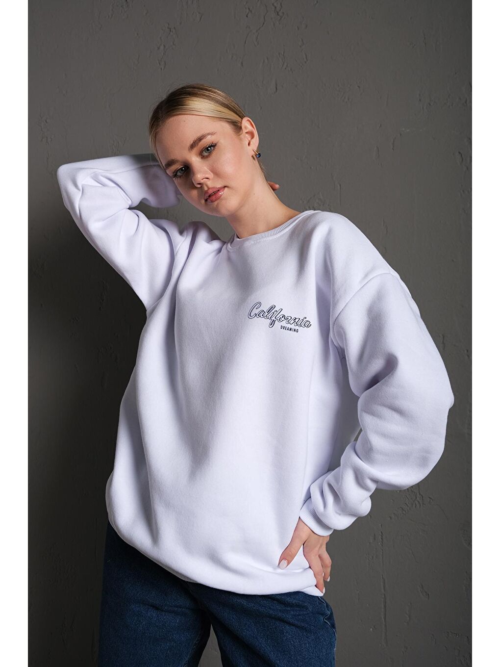 Trendseninle Beyaz Kadın BEYAZ California Oversize Sweatshirt - 3