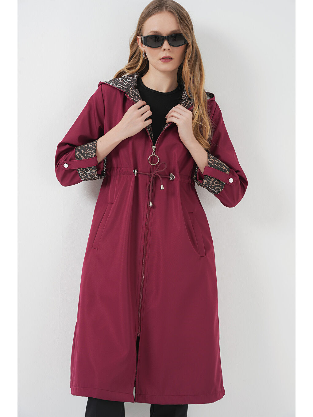 9091 Beli Büzgülü Kapüşonlu Trençkot   Bordo-4
