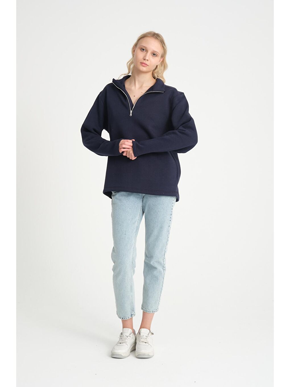 Lacivert Kadın Rahat Kalıp İçi Polarlı 3 iplik Yarım Fermuarlı SweatShırt spr24swK21-2