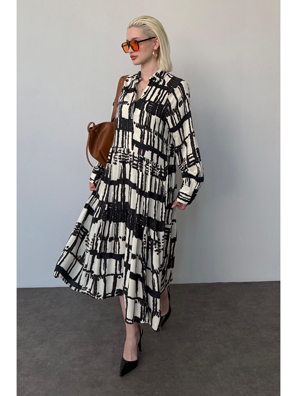 Ekru Uzun Kollu Düğmeli Desenli Elbise Mg2430