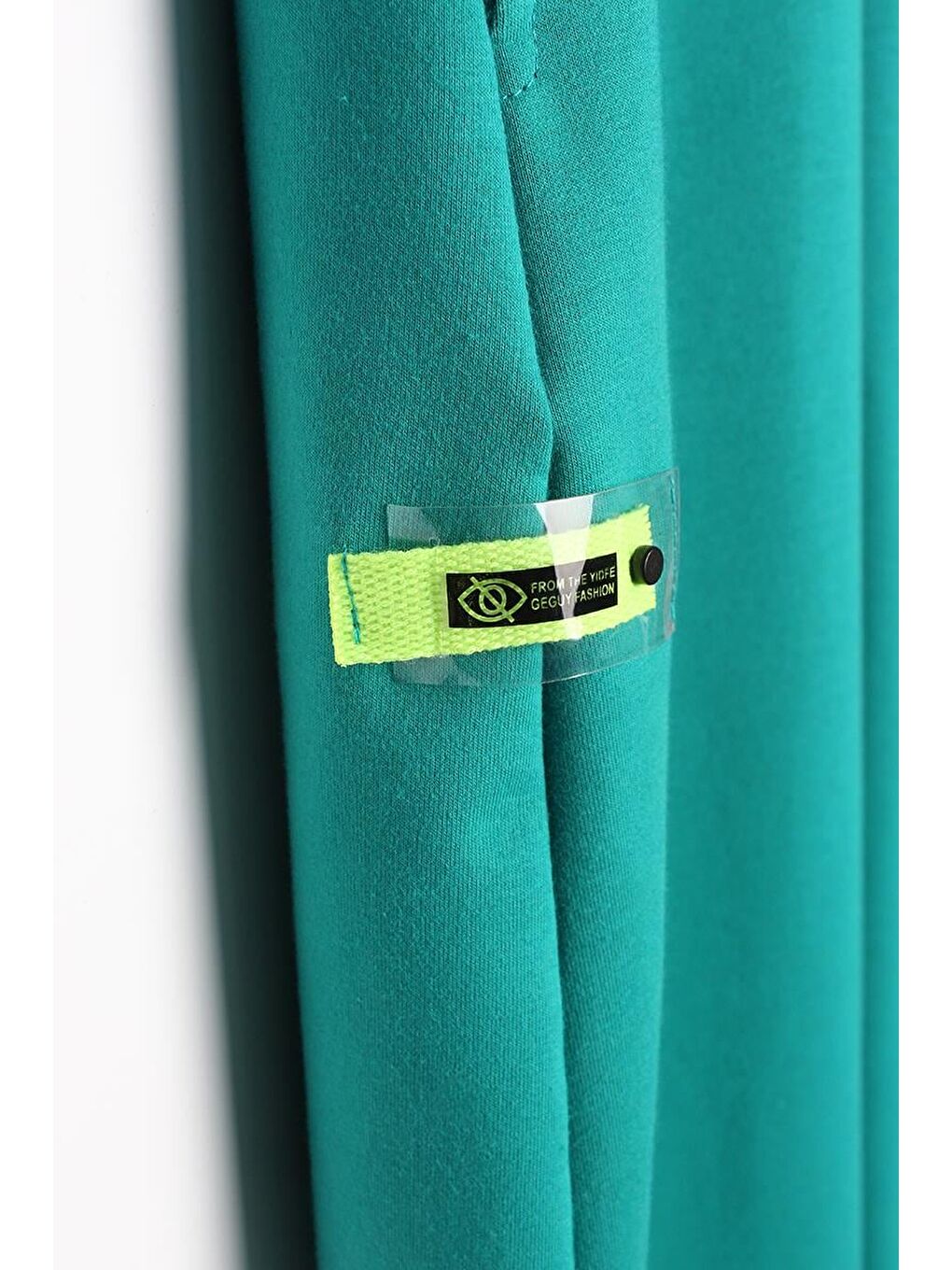 Zümrüt Yeşili Neon Şerit Detaylı Kapüşonlu Elbise-5