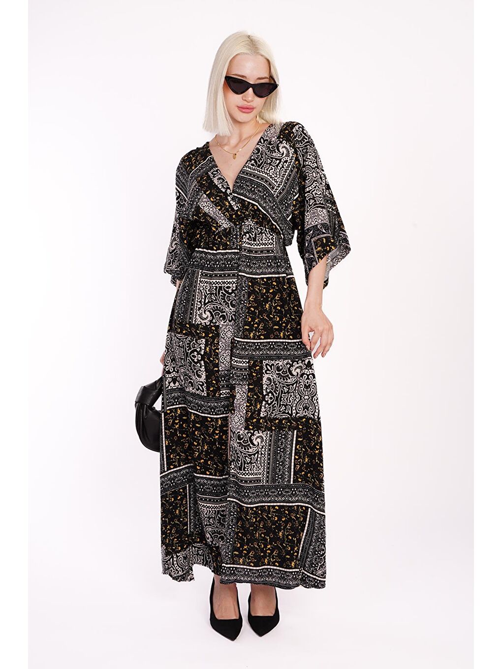 Siyah Desenli Yırtmaç Detaylı Uzun Elbise Mg2325
