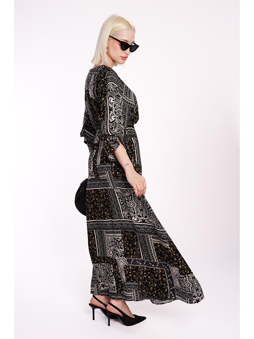Siyah Desenli Yırtmaç Detaylı Uzun Elbise Mg2325-2