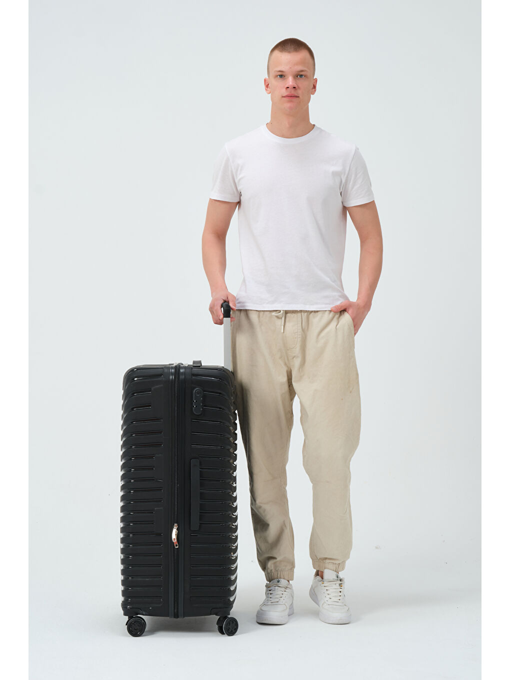 3’lü Set Siyah PP Valiz-6