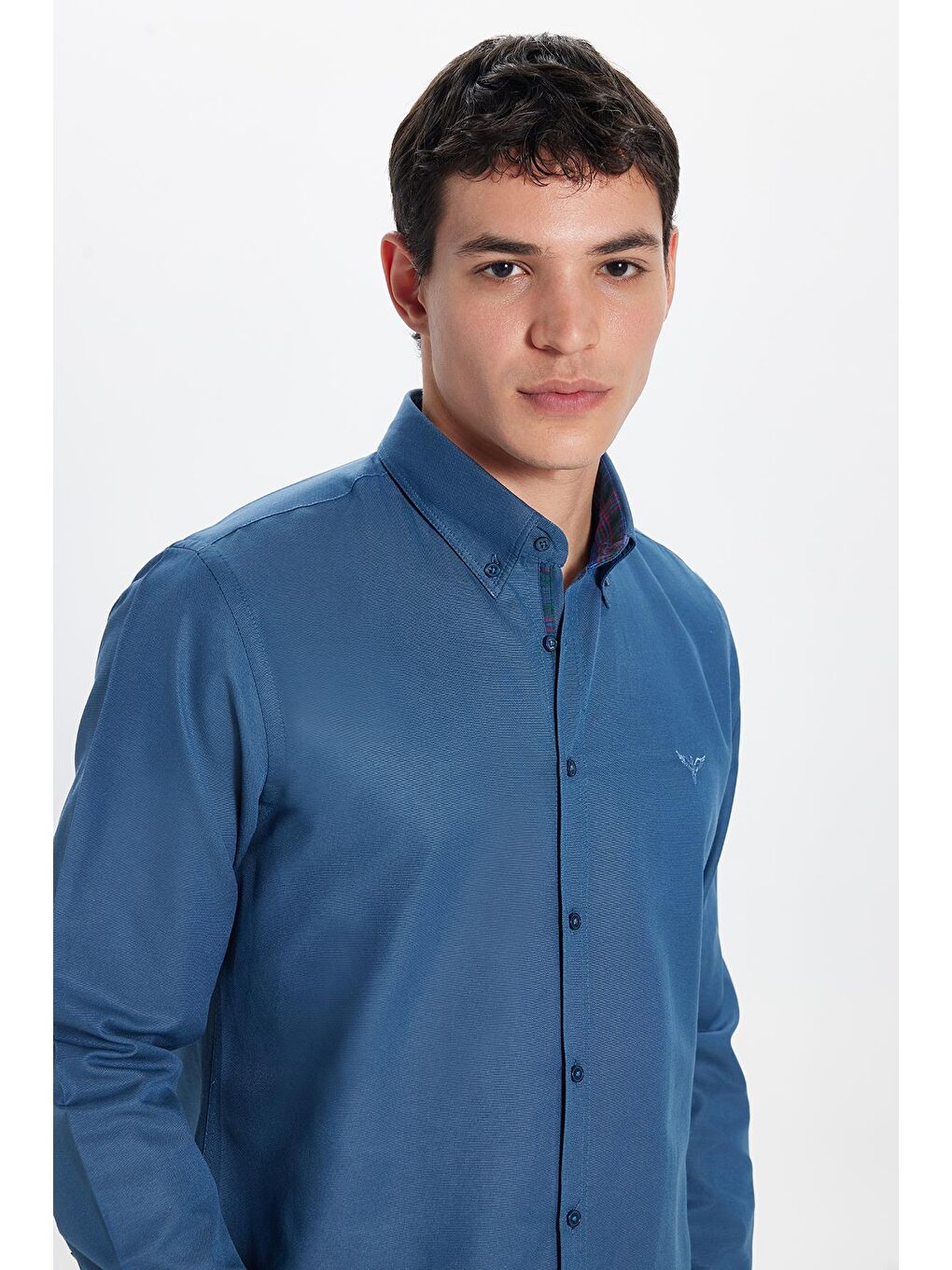Erkek Slim Fit Dar Kesim Uzun Kollu Pamuklu Oxford Doku Lacivert Düğmeli Yaka Gömlek-1