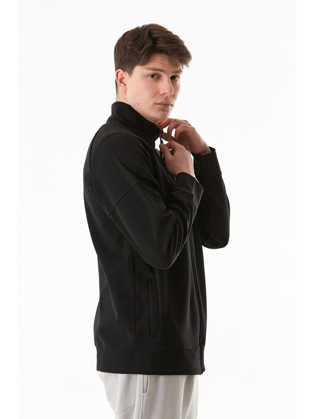Siyah Basic Çift Cepli  Dik Yaka Fermuarlı Sweatshirt-4