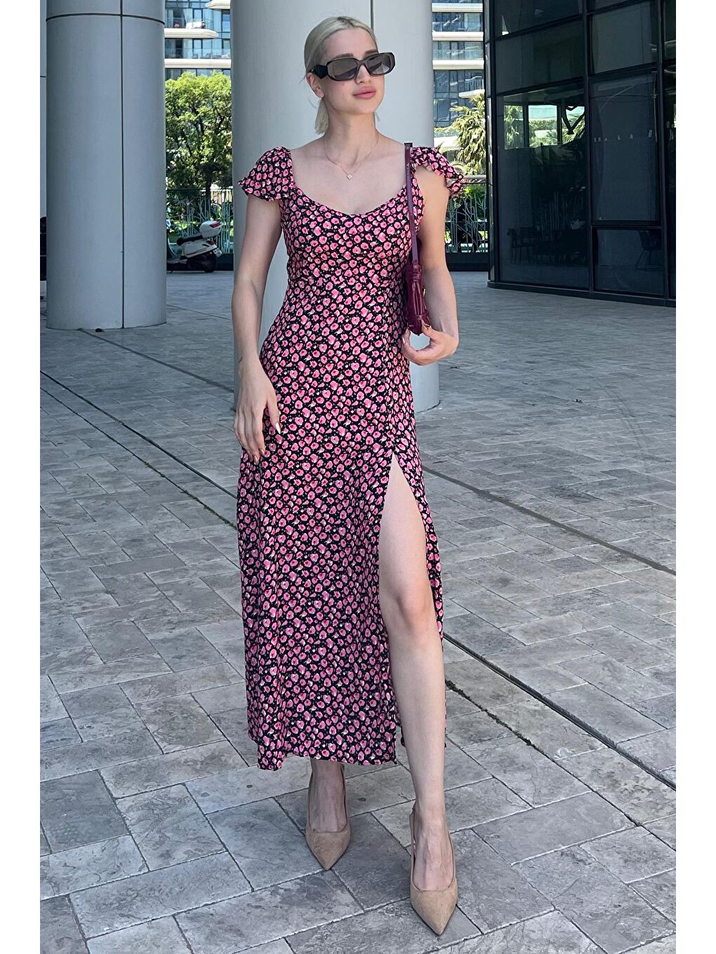 Siyah Desenli Yırtmaçlı Uzun Elbise Mg2004-3