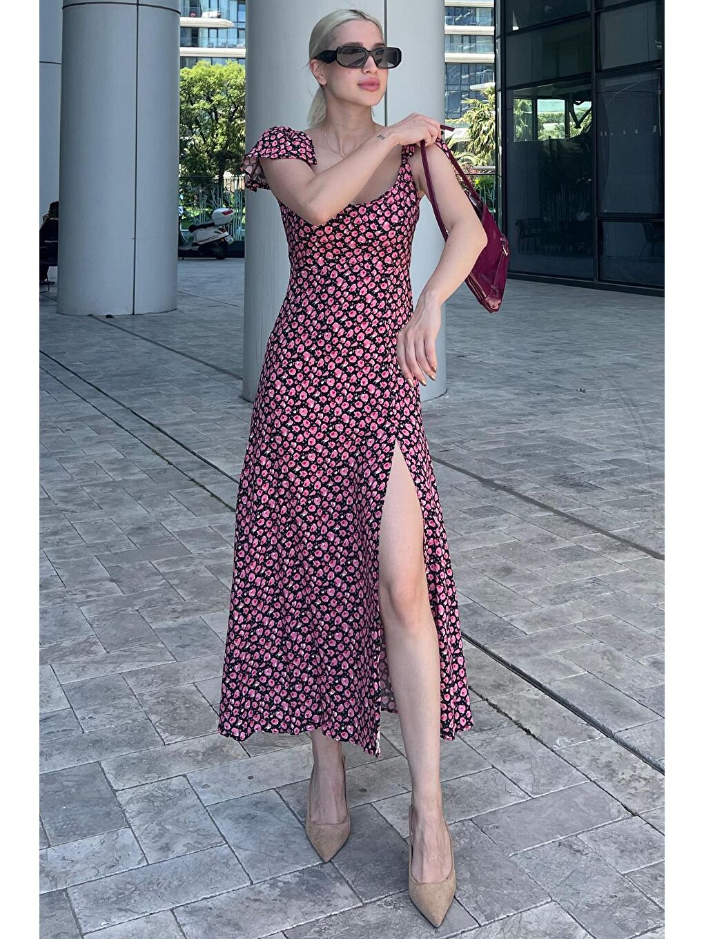 Siyah Desenli Yırtmaçlı Uzun Elbise Mg2004-4