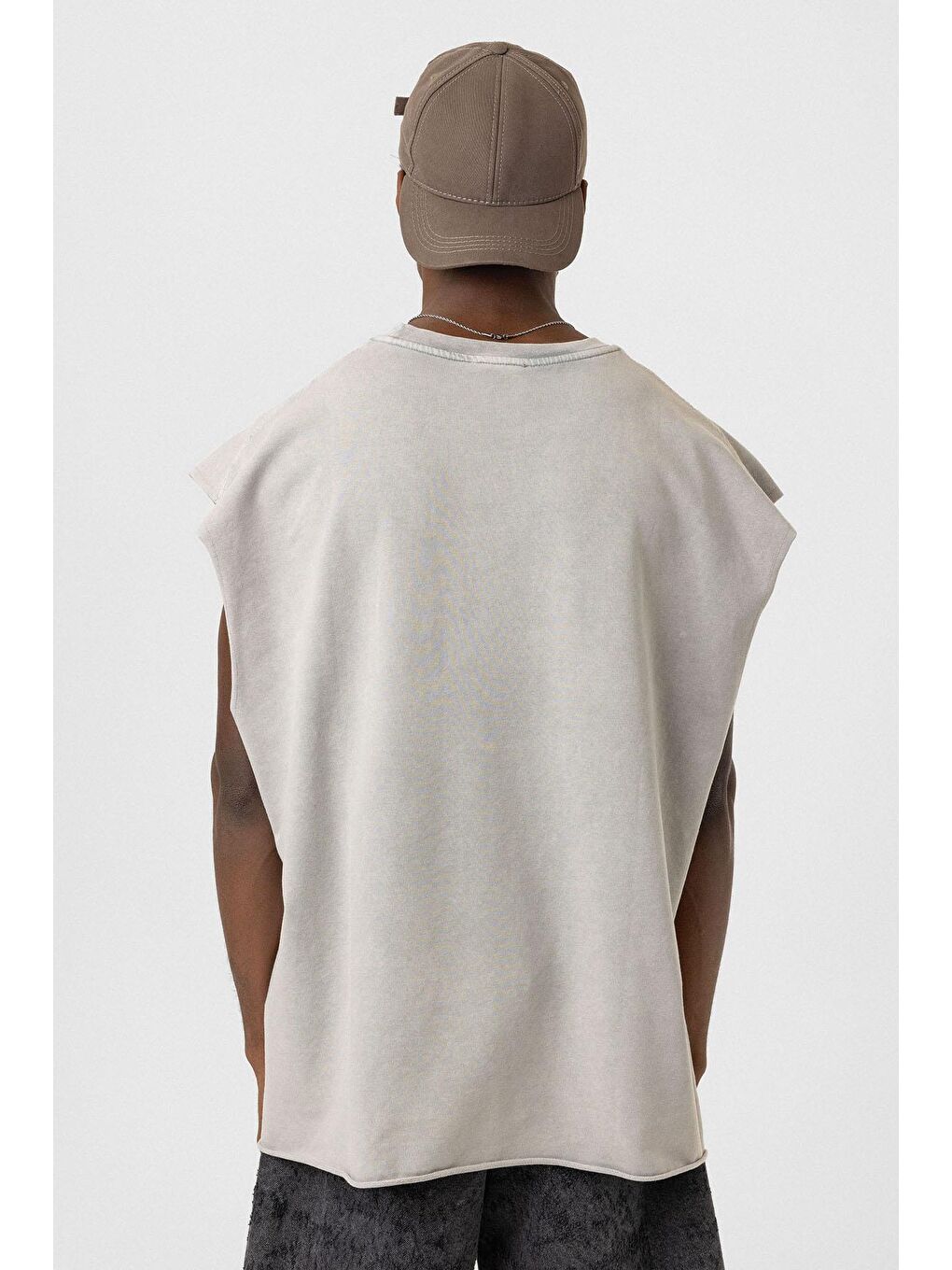 Bej Yıkamalı Oversize Kolsuz Tişört Taş-5