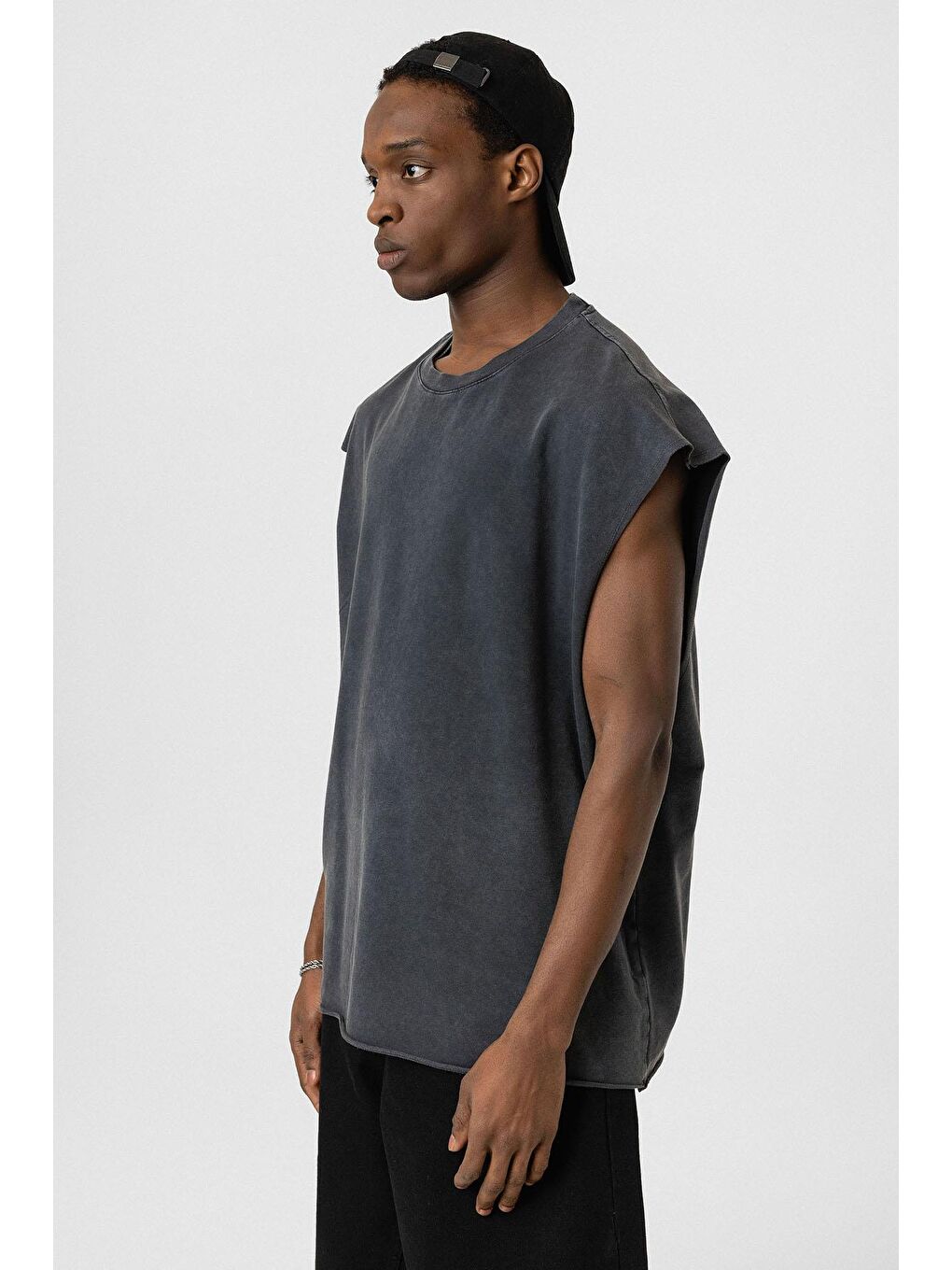 Yıkamalı Oversize Kolsuz Tişört Siyah-3