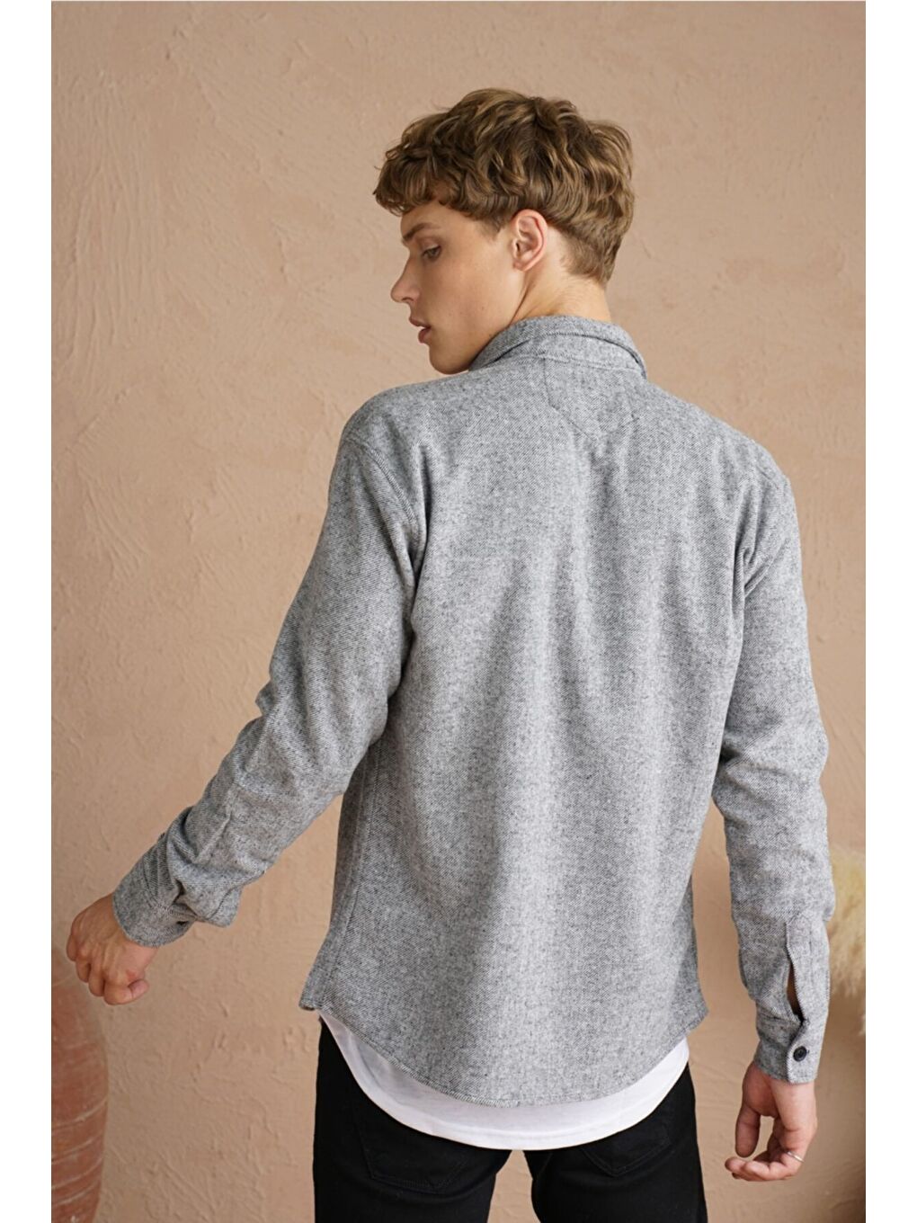 Gri Erkek Slim Fit Düğmeli Yaka Çift Cepli Oduncu Düz Gömlek-2