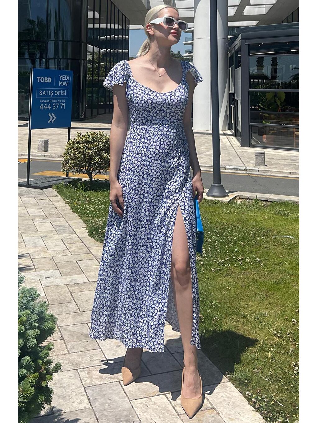 Mavi Saks Desenli Yırtmaçlı Uzun Elbise Mg2004-4